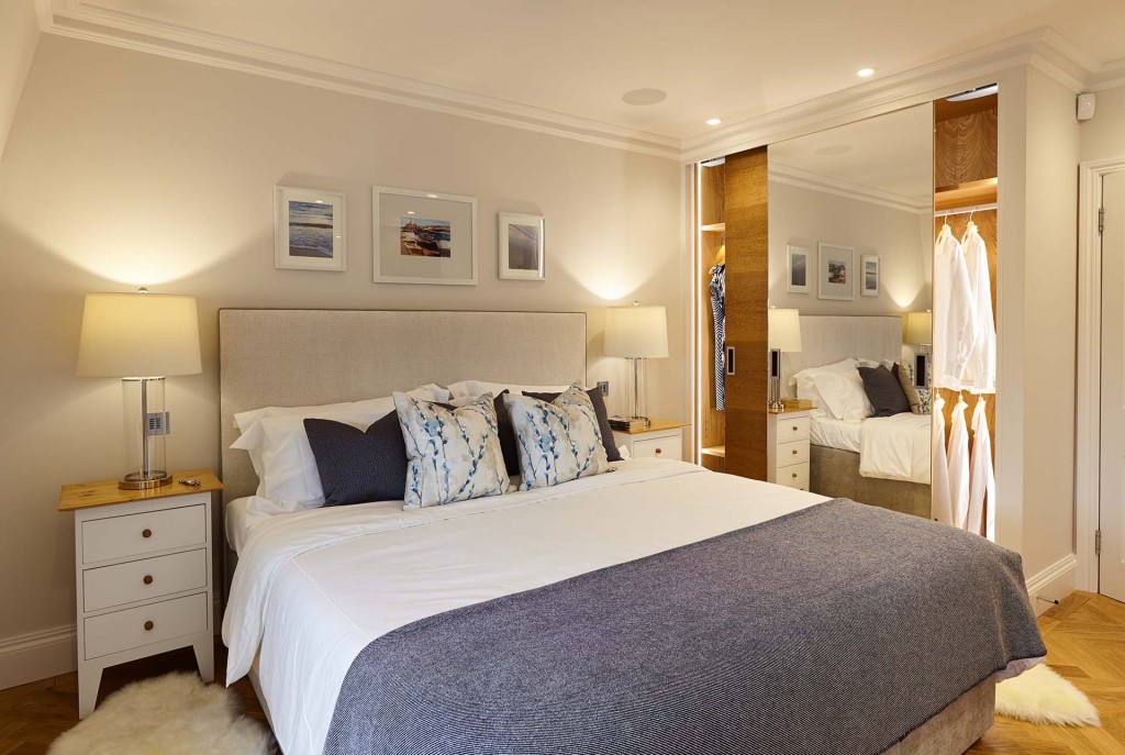 Bedroom Bed & Wardrobes in Knightsbridge Kensington London